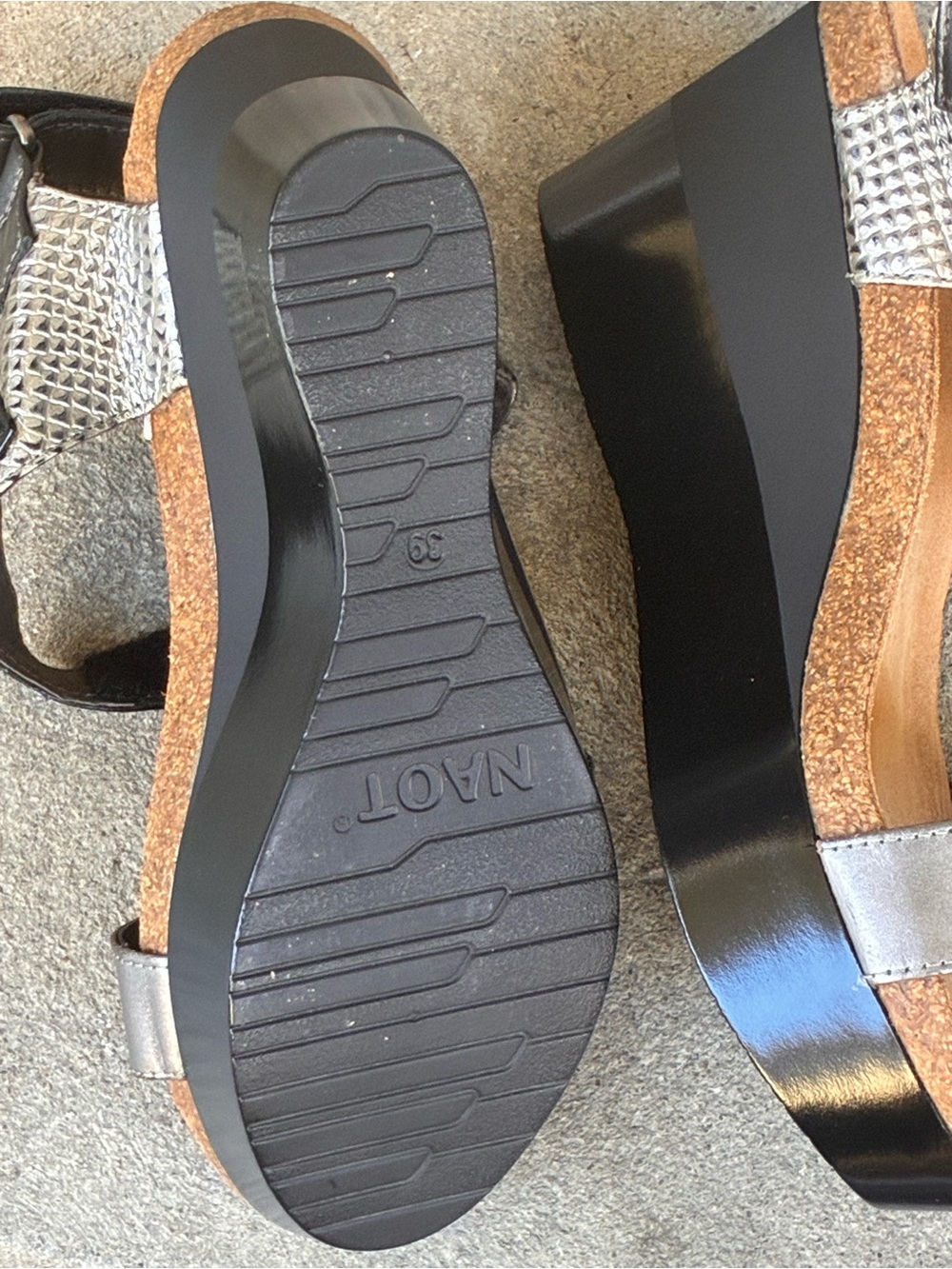 Naot Women's Black and Silver Leather Adjustable Sandals Sz 39 - Picture 3 of 5